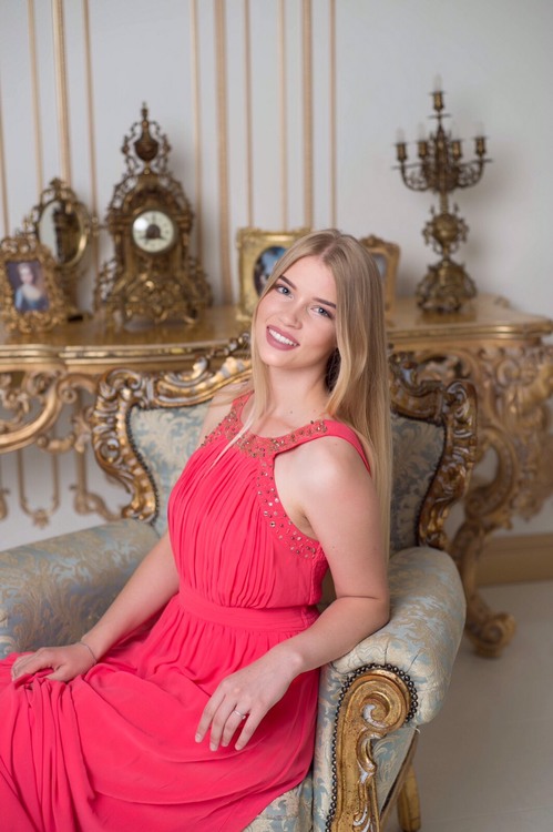 ukrainianwomenlookinglove